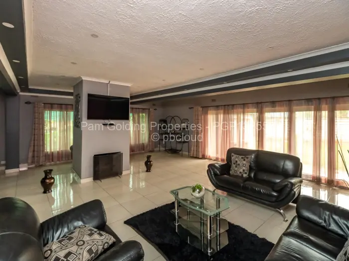 4 Bedroom House for Sale in Upper Hillside, Harare