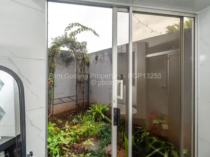 4 Bedroom House for Sale in Upper Hillside, Harare