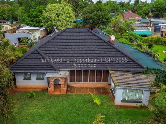 4 Bedroom House for Sale in Upper Hillside, Harare