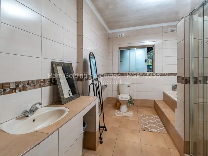 4 Bedroom House for Sale in Upper Hillside, Harare