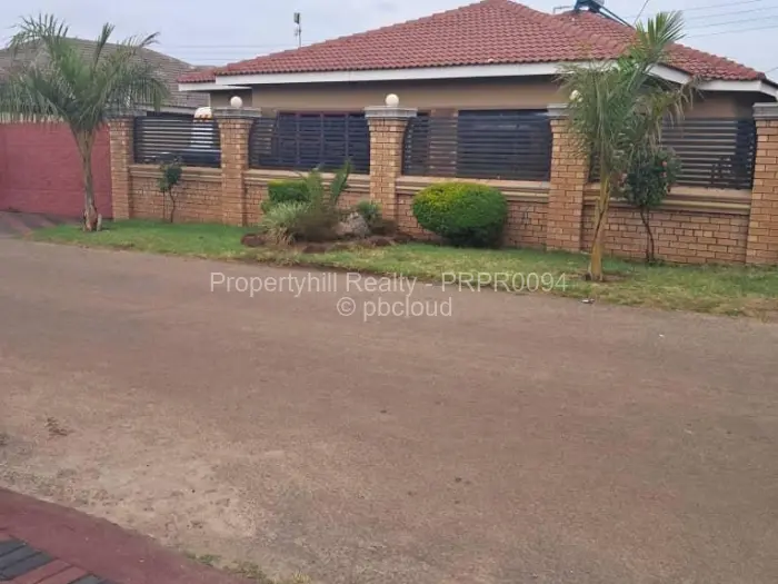 4 Bedroom House for Sale in Tynwald, Harare