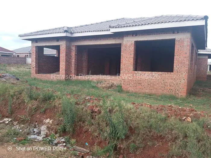 4 Bedroom House for Sale in Glaudina, Harare