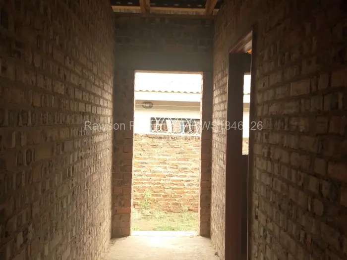 4 Bedroom House for Sale in Glaudina, Harare