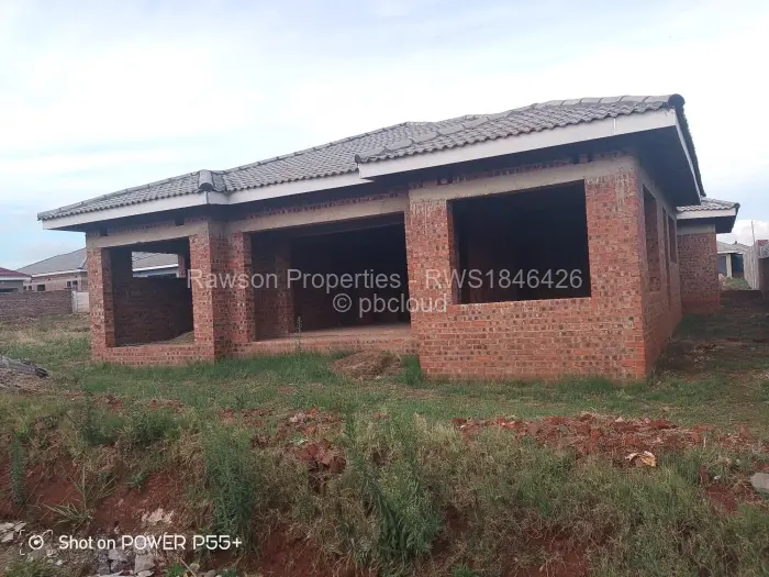 4 Bedroom House for Sale in Glaudina, Harare
