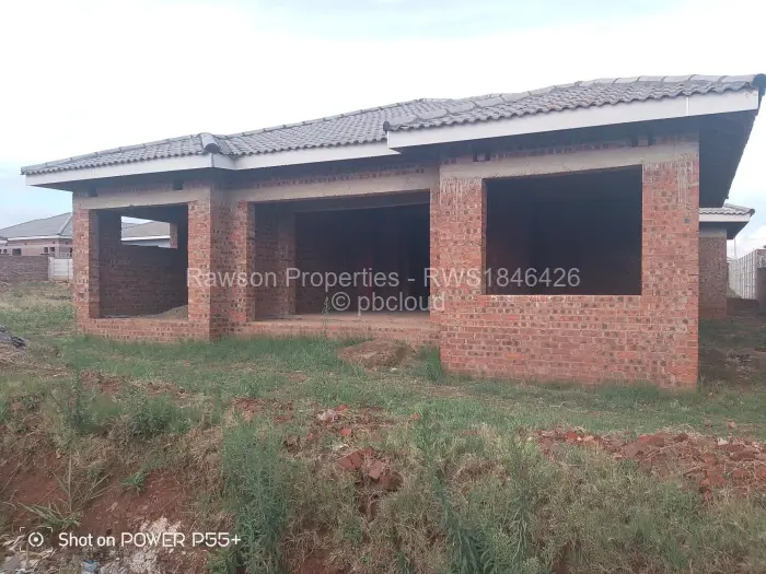 4 Bedroom House for Sale in Glaudina, Harare