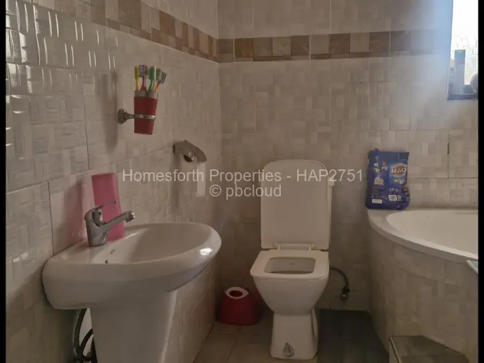 4 Bedroom House for Sale in Glaudina, Harare