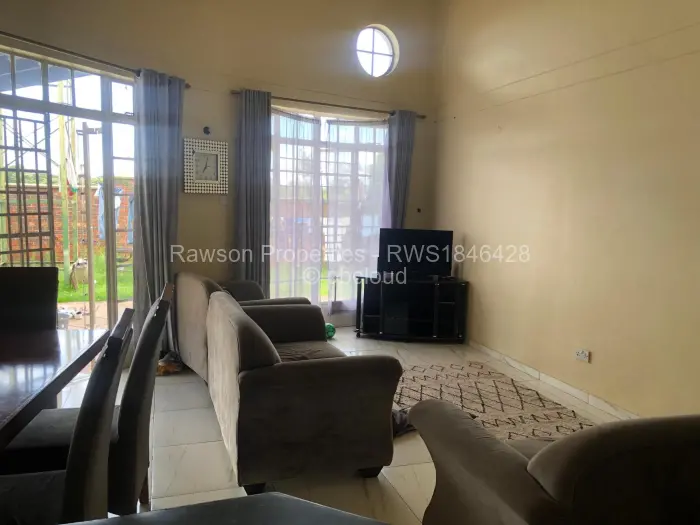 Townhouse/Cluster for Sale in Bluff Hill, Harare