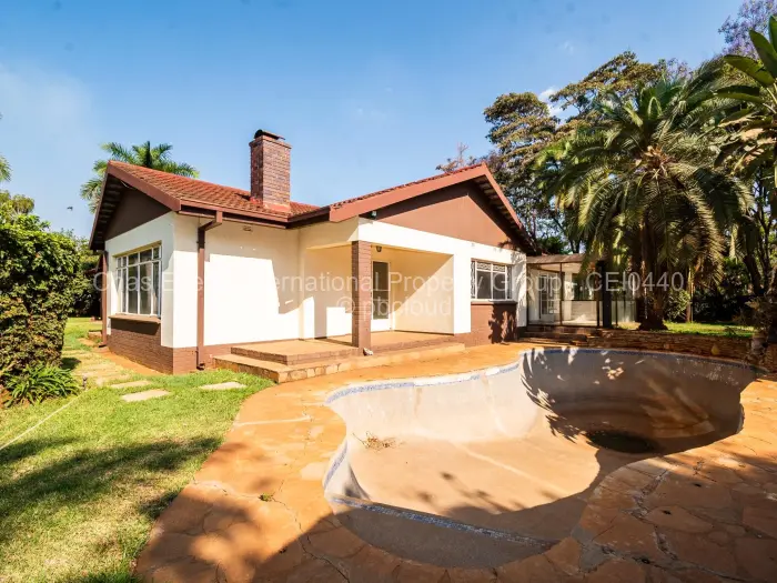 Office to Rent in Borrowdale, Harare