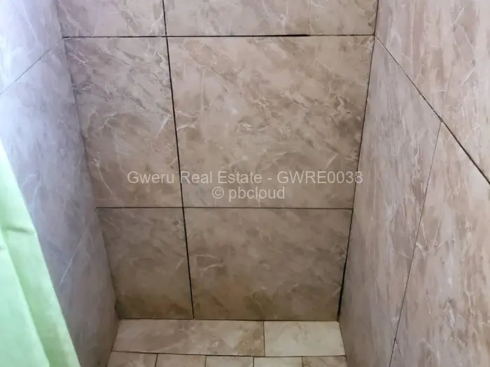 7 Bedroom House for Sale in Senga, Gweru