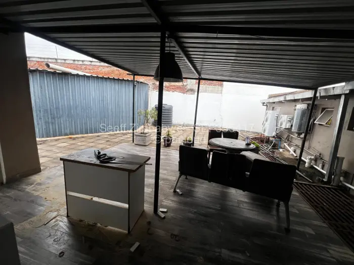 Other Commercial to Rent in Newlands