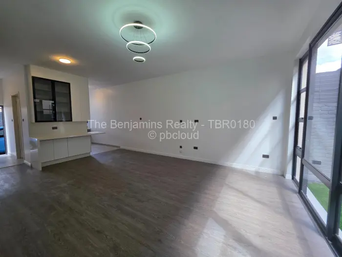 Townhouse/Cluster to Rent in Avondale, Harare