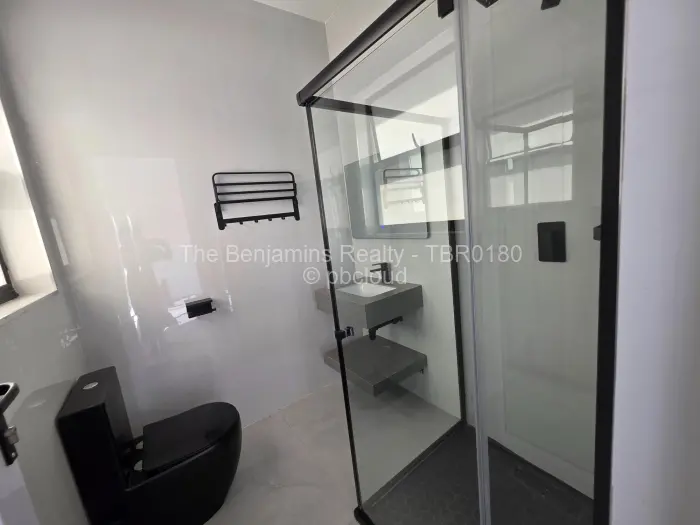 Townhouse/Cluster to Rent in Avondale, Harare