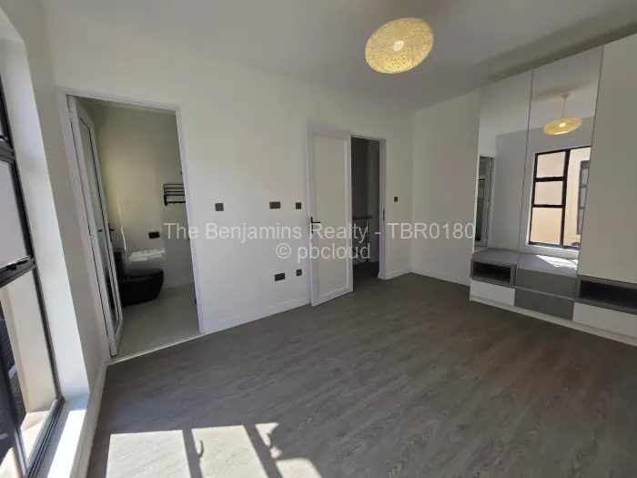 Townhouse/Cluster to Rent in Avondale, Harare