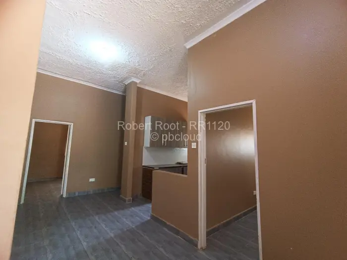 2 Bedroom Cottage/Garden Flat to Rent in Bluff Hill, Harare