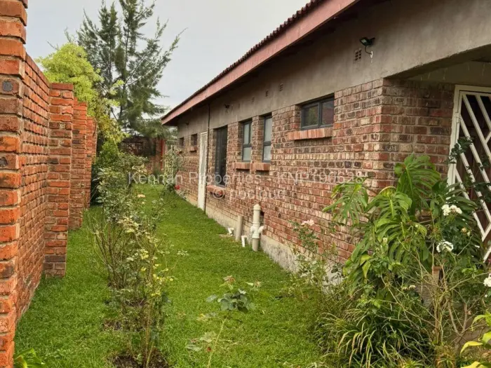 3 Bedroom House for Sale in Rockview, Harare