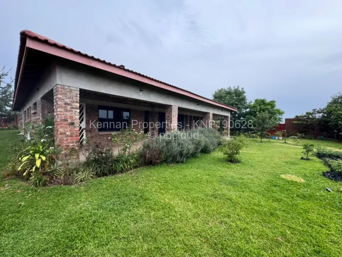 3 Bedroom House for Sale in Rockview, Harare