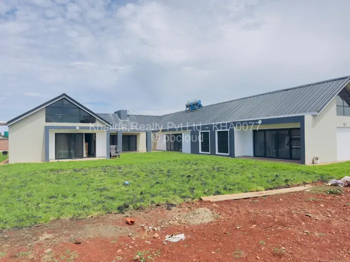 5 Bedroom House for Sale in Mount Pleasant Heights, Harare