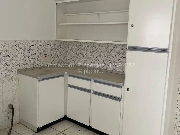 Flat/Apartment to Rent in Upper Hillside, Harare