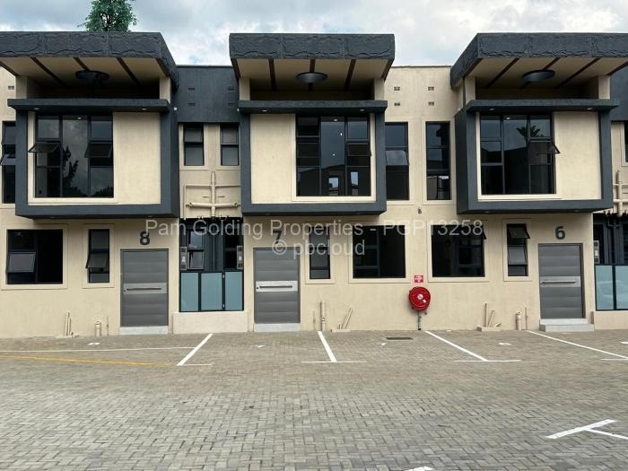 Flat/Apartment to Rent in Borrowdale, Harare