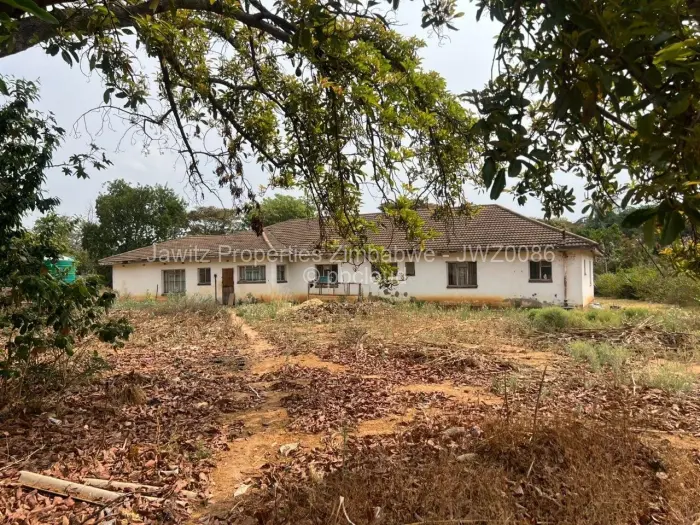 5 Bedroom House for Sale in Greendale, Harare