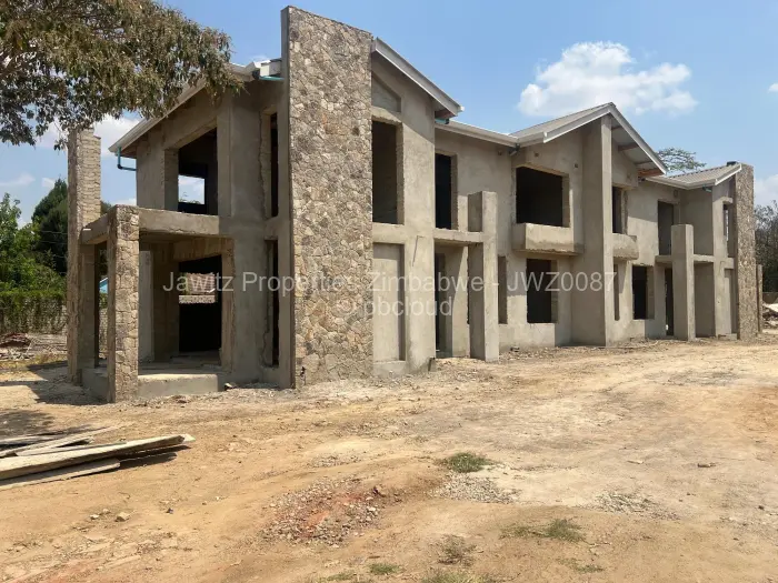 Townhouse/Cluster for Sale in Marlborough, Harare