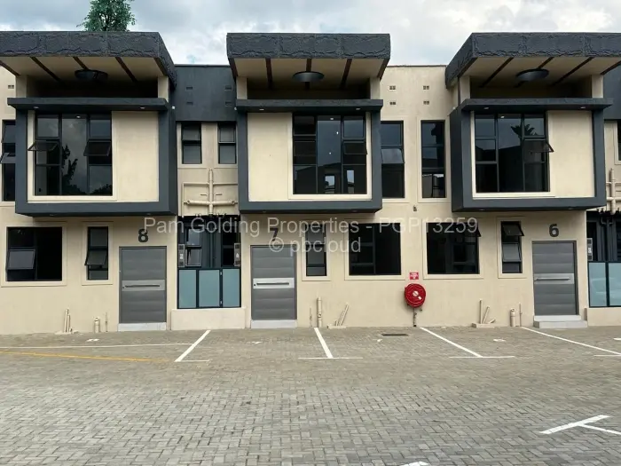 Flat/Apartment to Rent in Borrowdale, Harare