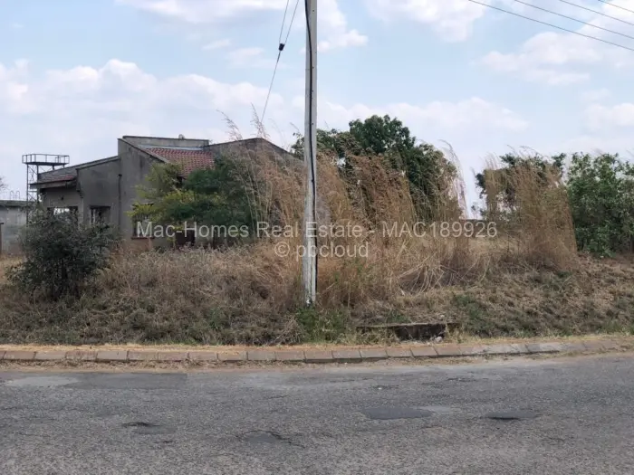 2 Bedroom House for Sale in Hogerty Hill, Harare