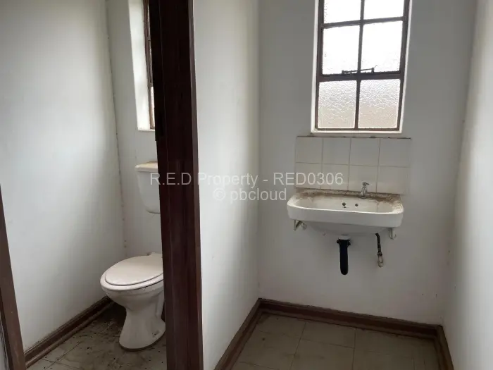 Industrial Stand for Sale in Kelvin, Bulawayo