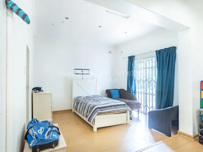 6 Bedroom House for Sale in Chisipite, Harare