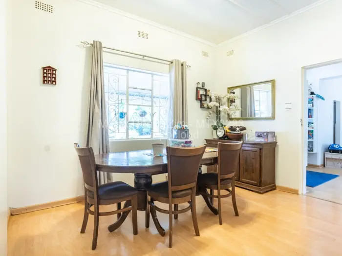 6 Bedroom House for Sale in Chisipite, Harare