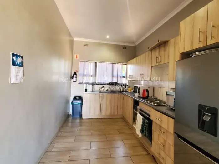 Office to Rent in Avondale