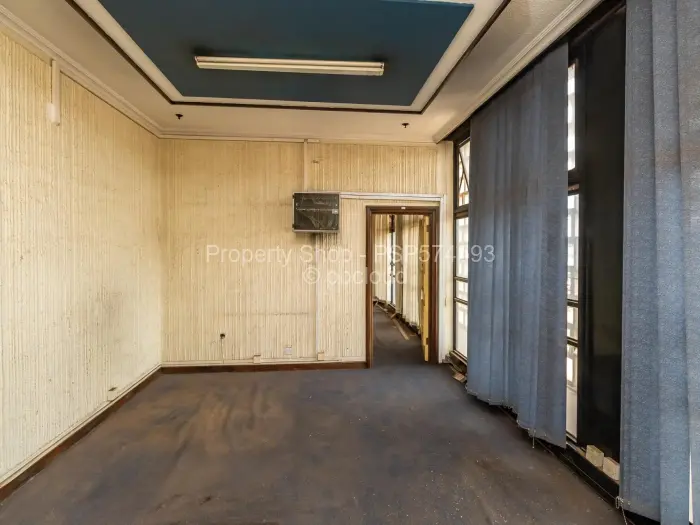 Office to Rent in Graniteside