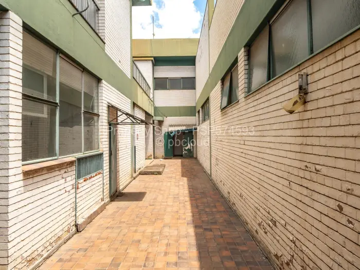 Office to Rent in Graniteside