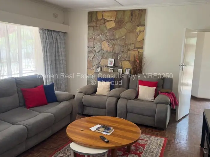 3 Bedroom House for Sale in Burnside, Bulawayo