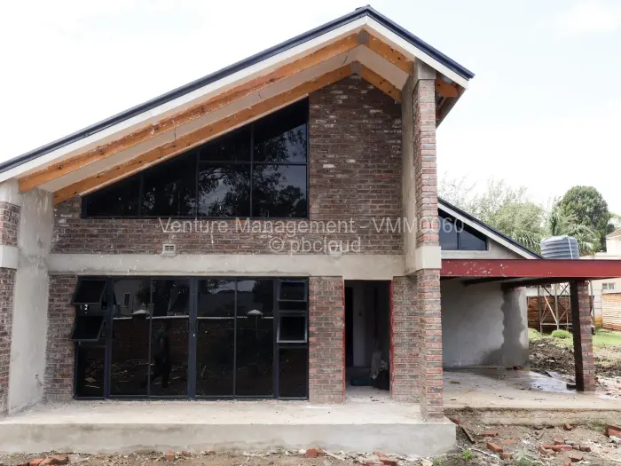 3 Bedroom House for Sale in Chisipite, Harare