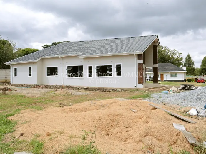 3 Bedroom House for Sale in Chisipite, Harare