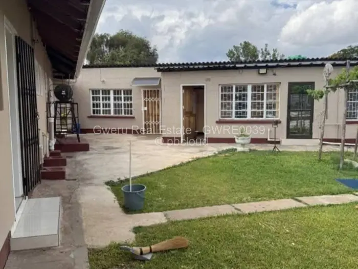3 Bedroom House for Sale in Lundi Park, Gweru