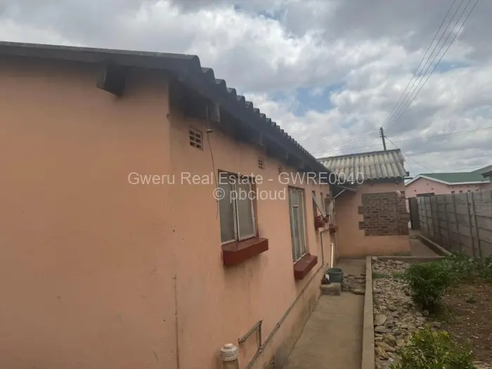 4 Bedroom House for Sale in Mkoba, Gweru