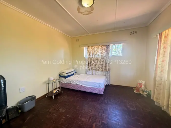 3 Bedroom House for Sale in Matsheumhlope, Bulawayo