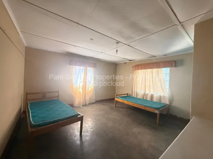 3 Bedroom House for Sale in Matsheumhlope, Bulawayo