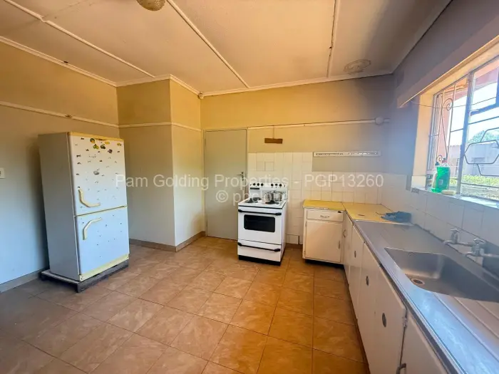 3 Bedroom House for Sale in Matsheumhlope, Bulawayo