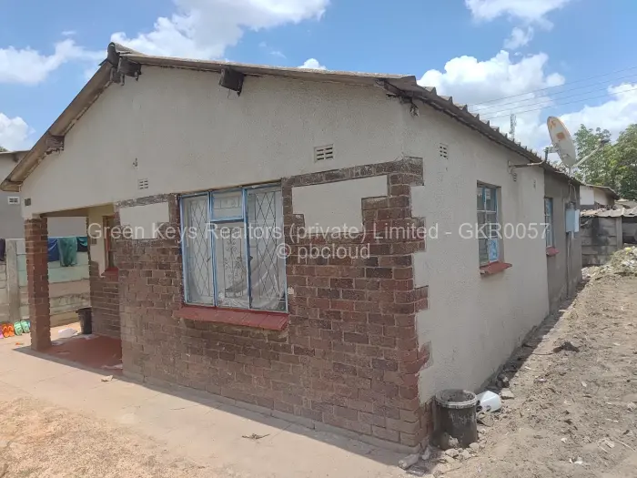 3 Bedroom House for Sale in Chitungwiza, Chitungwiza