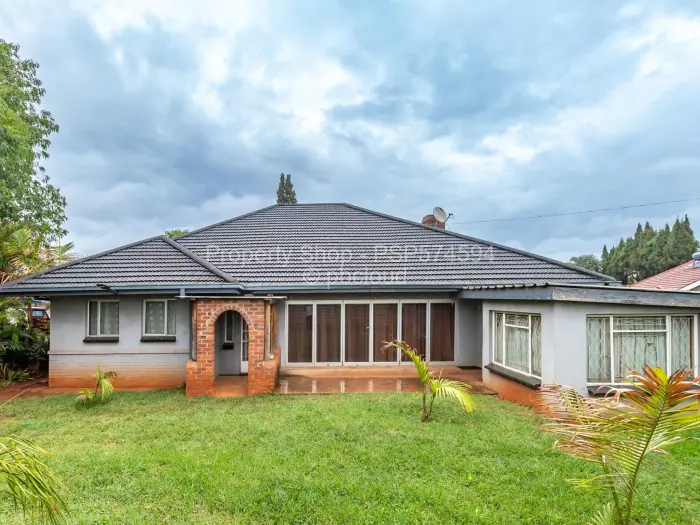 3 Bedroom House for Sale in Hillside, Harare