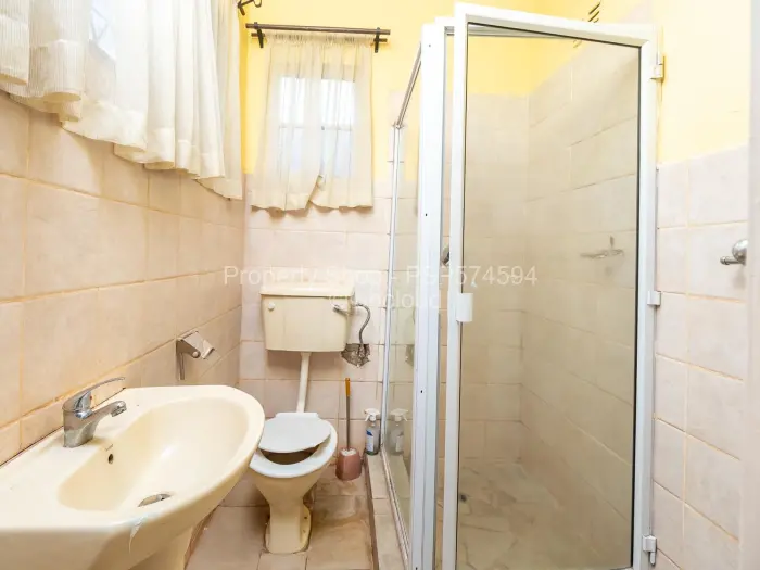 3 Bedroom House for Sale in Hillside, Harare