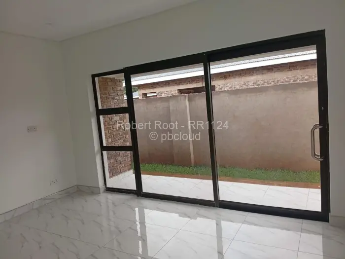 Townhouse/Cluster to Rent in Highlands, Harare