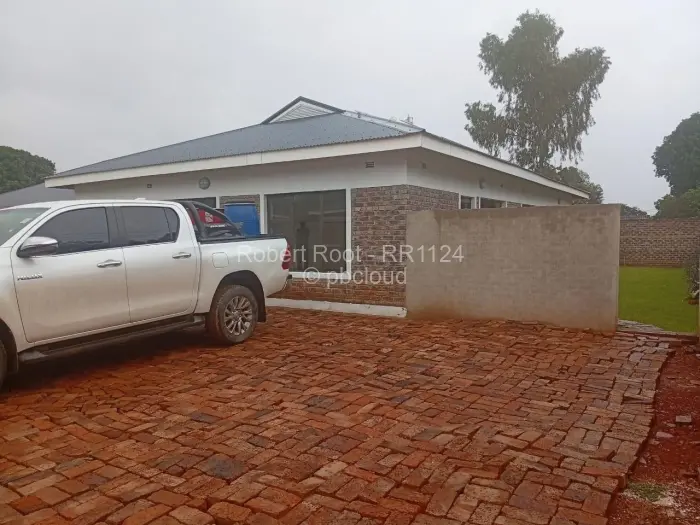 Townhouse/Cluster to Rent in Highlands, Harare