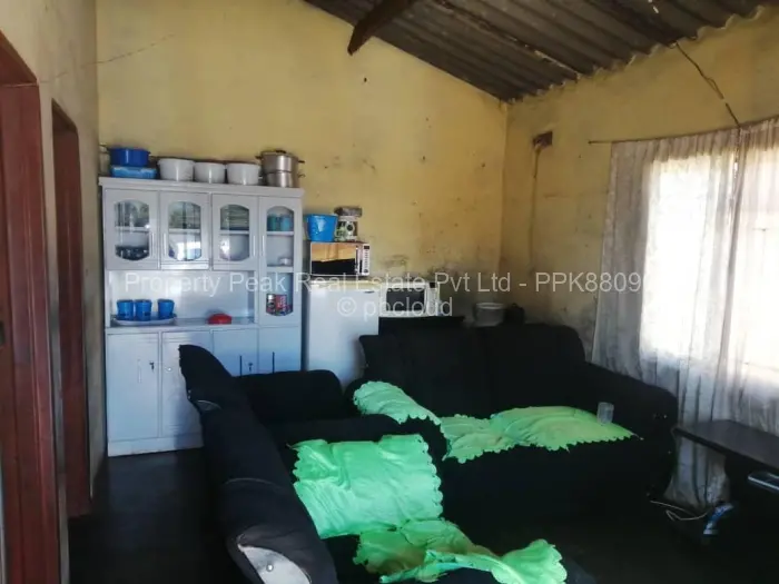 5 Bedroom House for Sale in Glen View, Harare