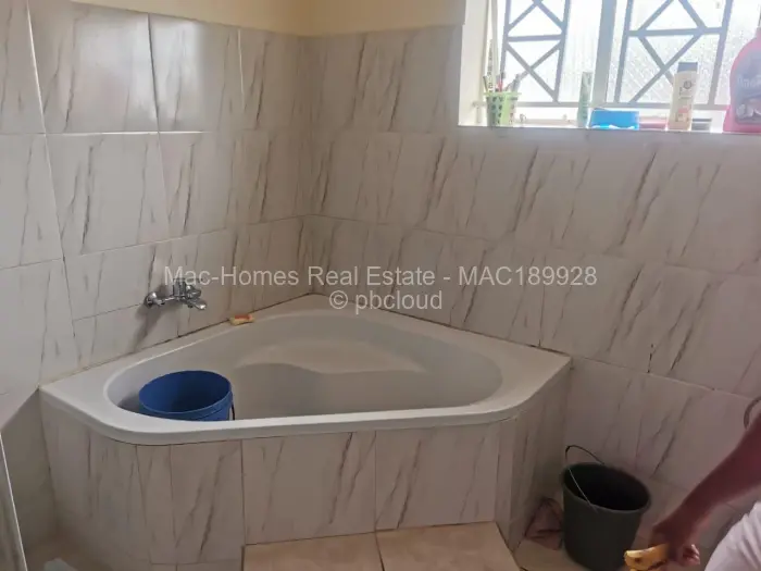 3 Bedroom House for Sale in Waterfalls, Harare