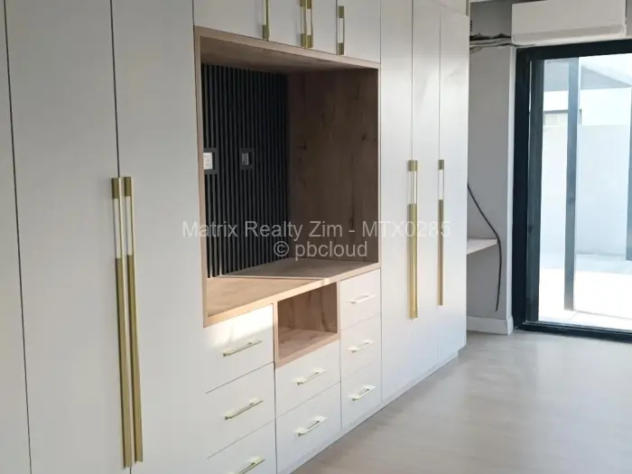 Townhouse/Cluster for Sale in Vainona, Harare