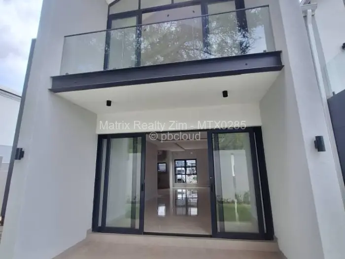 Townhouse/Cluster for Sale in Vainona, Harare